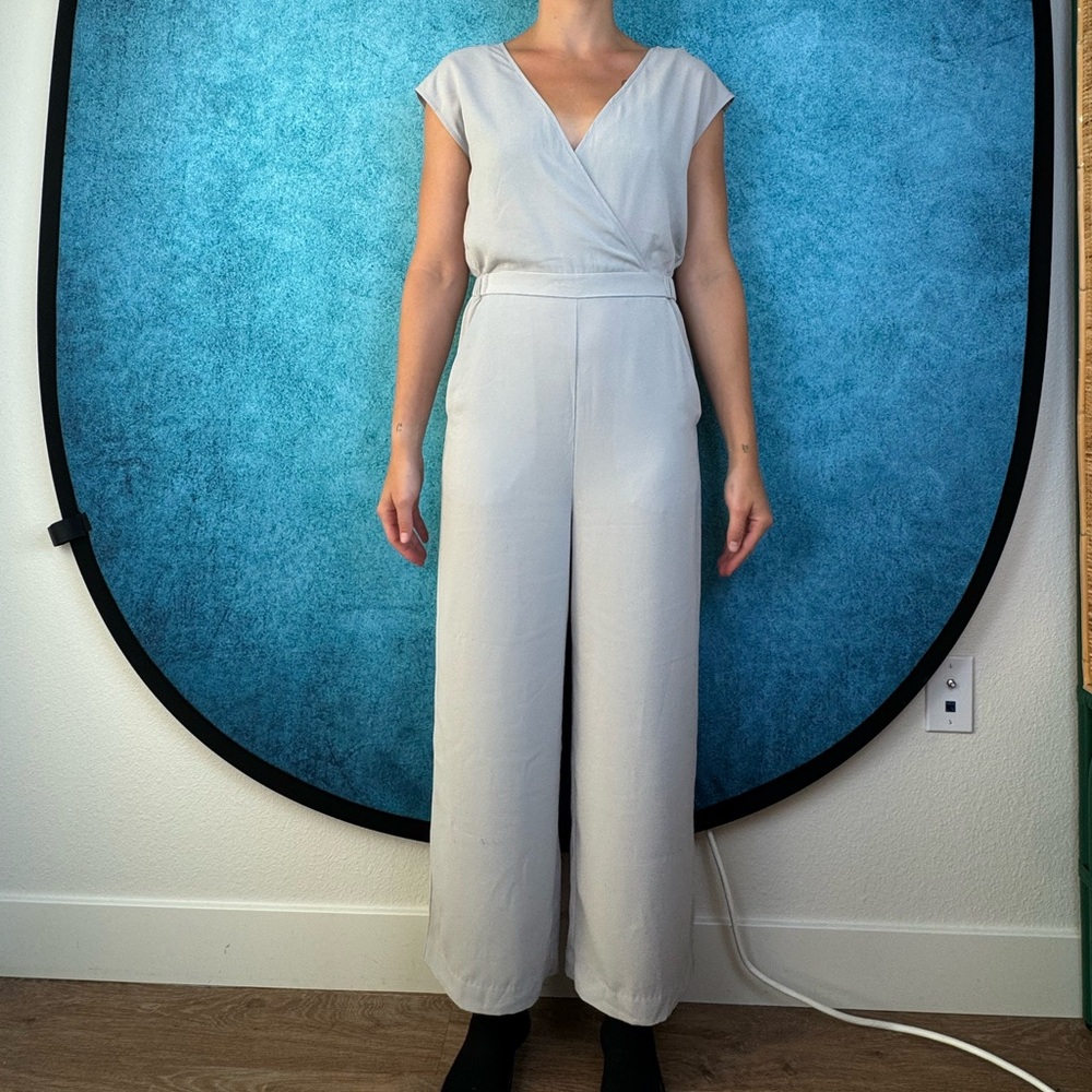Uniqlo Women's Jumpsuit in Light Gray